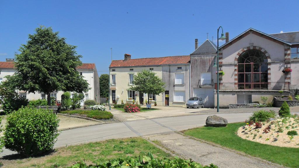 Chambres D'Hotes Bienvenue LʼAbsie エクステリア 写真