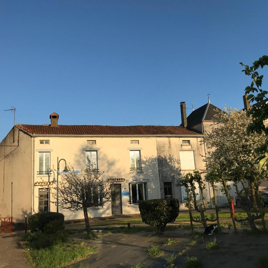 Chambres D'Hotes Bienvenue LʼAbsie エクステリア 写真